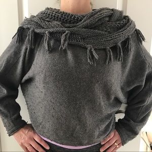 BCBG grey sweater